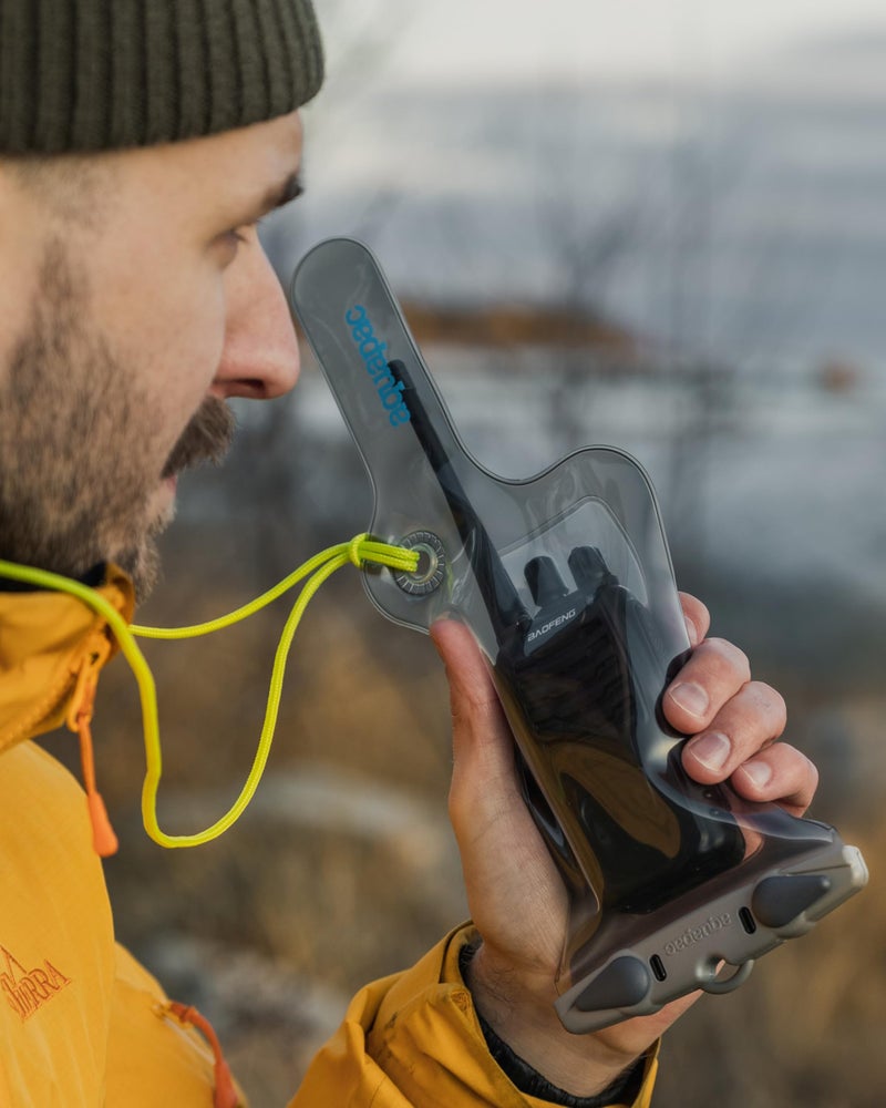 Aquapac - Mini Waterproof VHF Case - VHF Classic - Outdoors & Tough Conditions - Image 4